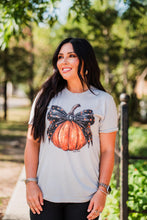 Load image into Gallery viewer, Pumpkin W/ Black Bow Tee

